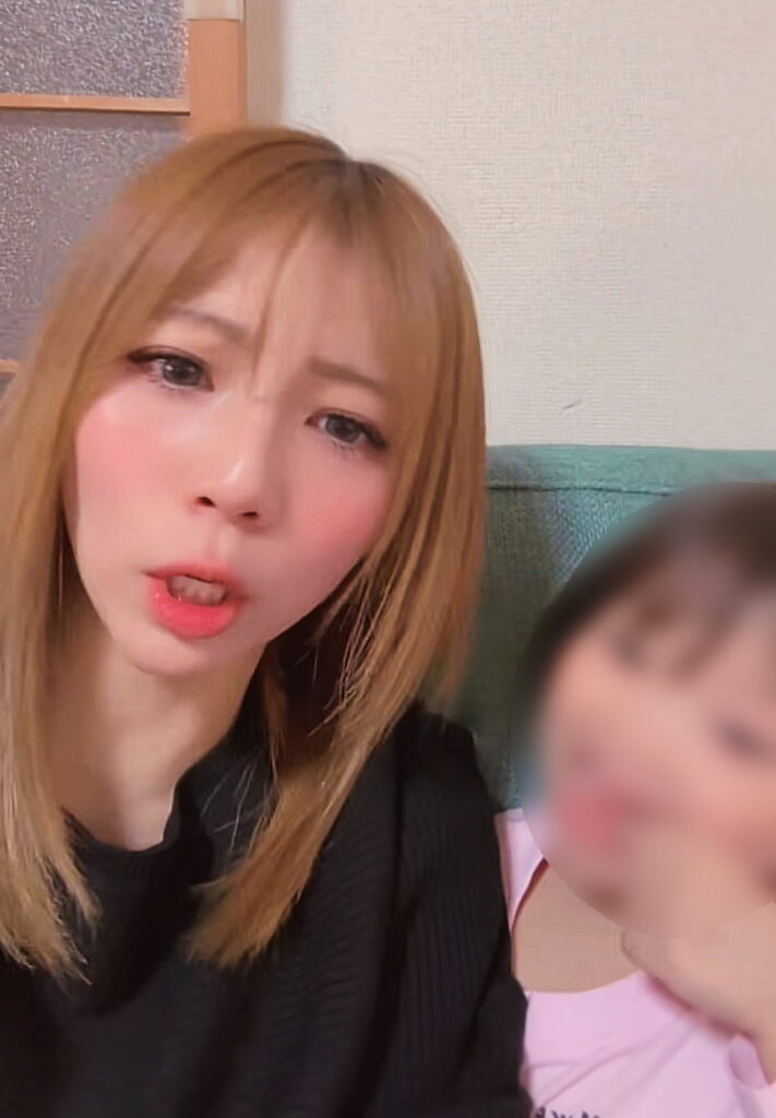 バズ れい ニトリ ショッピングカート 炎上 娘 TikTok