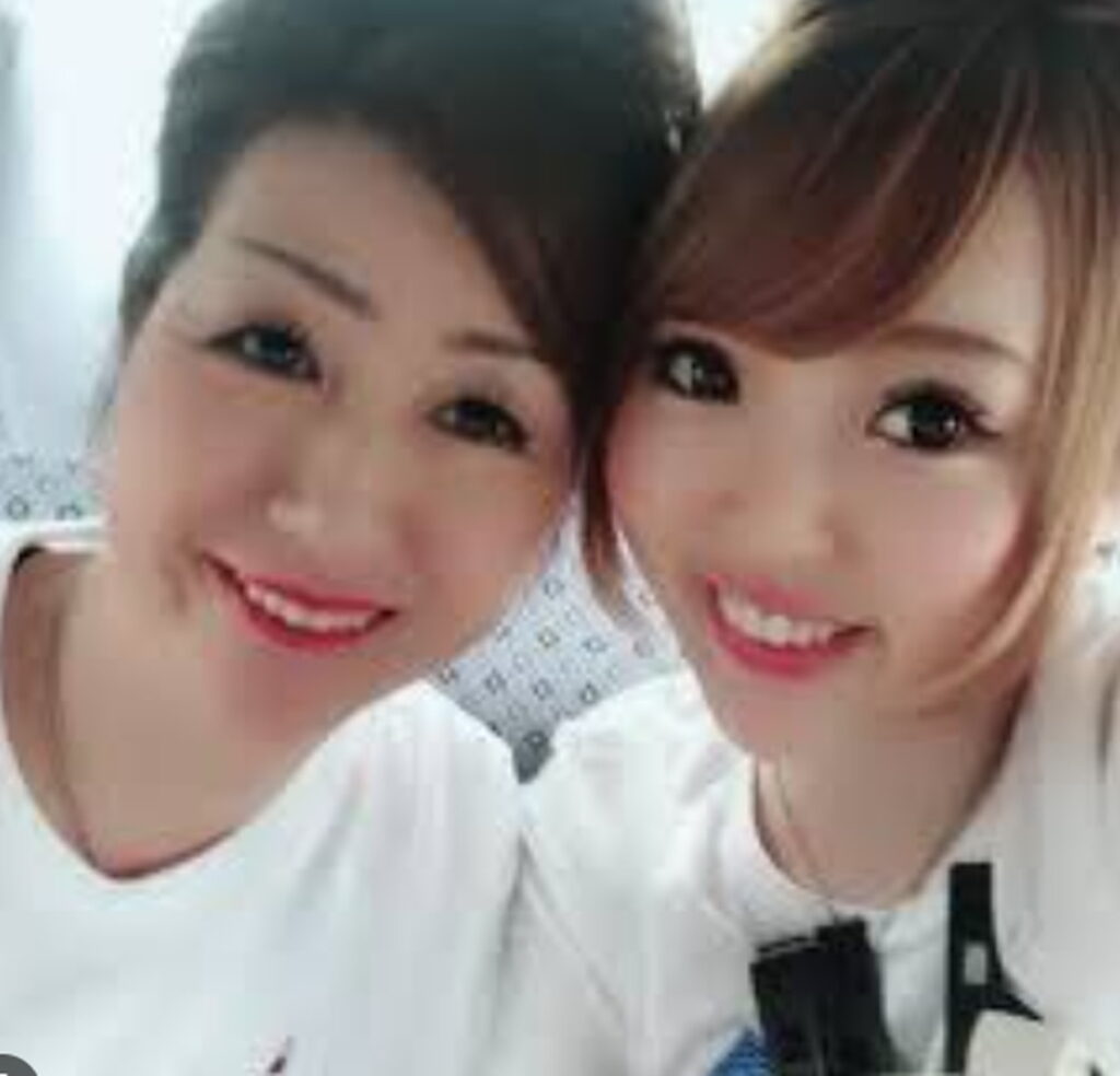 北海道札幌 花井組 七戸祐己子 娘 Facebook