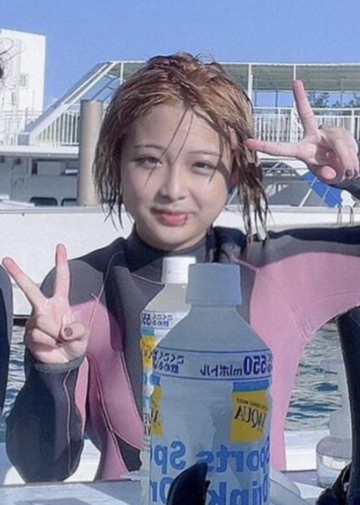 岡崎彩咲陽 毎日新聞