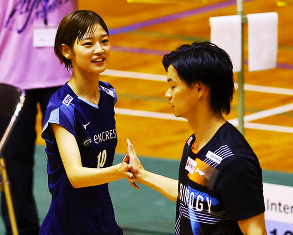 田口真彩 渡辺勇大 日刊スポーツ