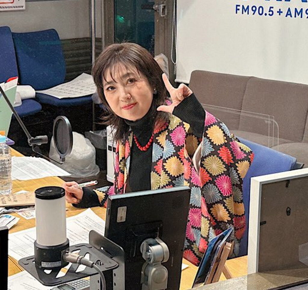 林原めぐみ X