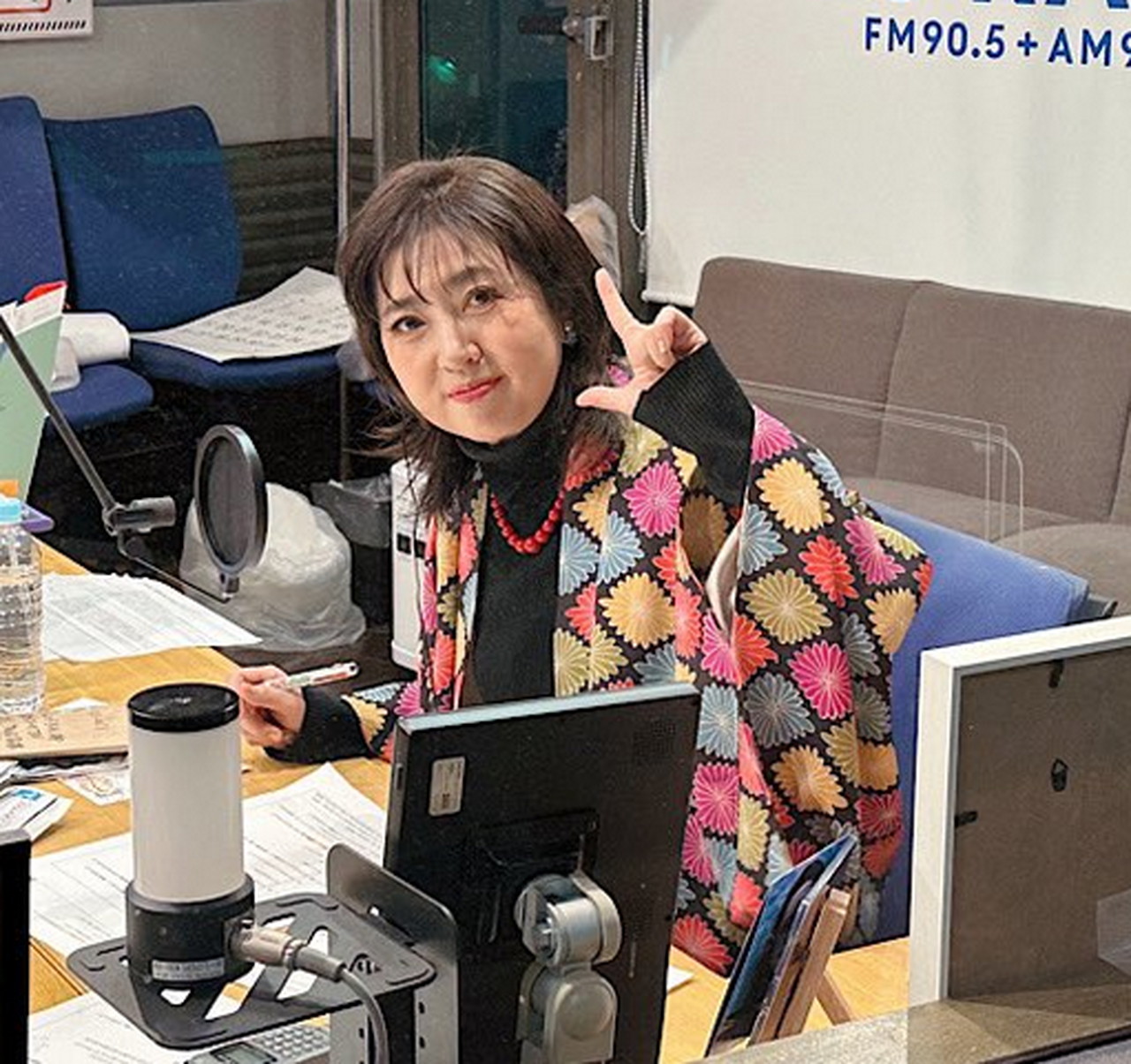 林原めぐみ X